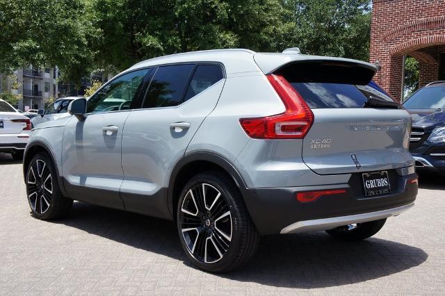 2024 Volvo XC40 Vehicle Photo in Houston, TX 77007