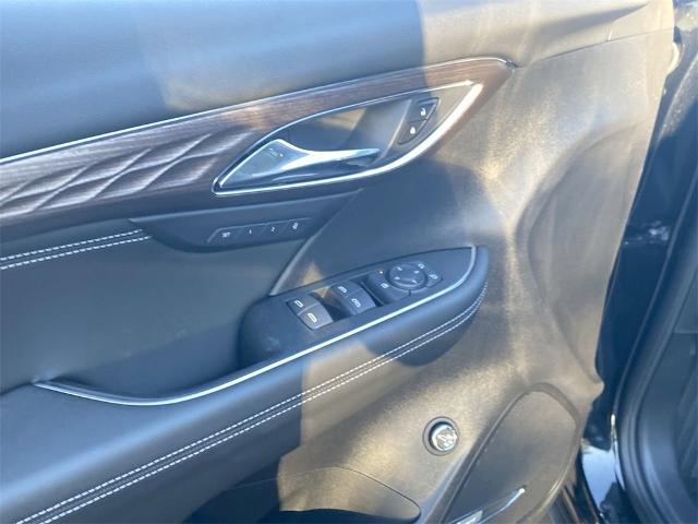 2023 Buick Envision Vehicle Photo in GOODYEAR, AZ 85338-1310