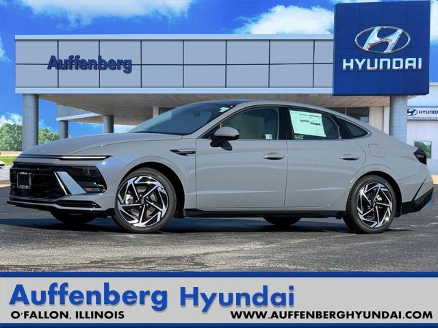 2025 Hyundai SONATA Vehicle Photo in O'Fallon, IL 62269