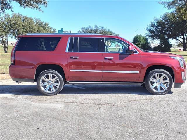 2019 Cadillac Escalade ESV Vehicle Photo in DENTON, TX 76210-9321