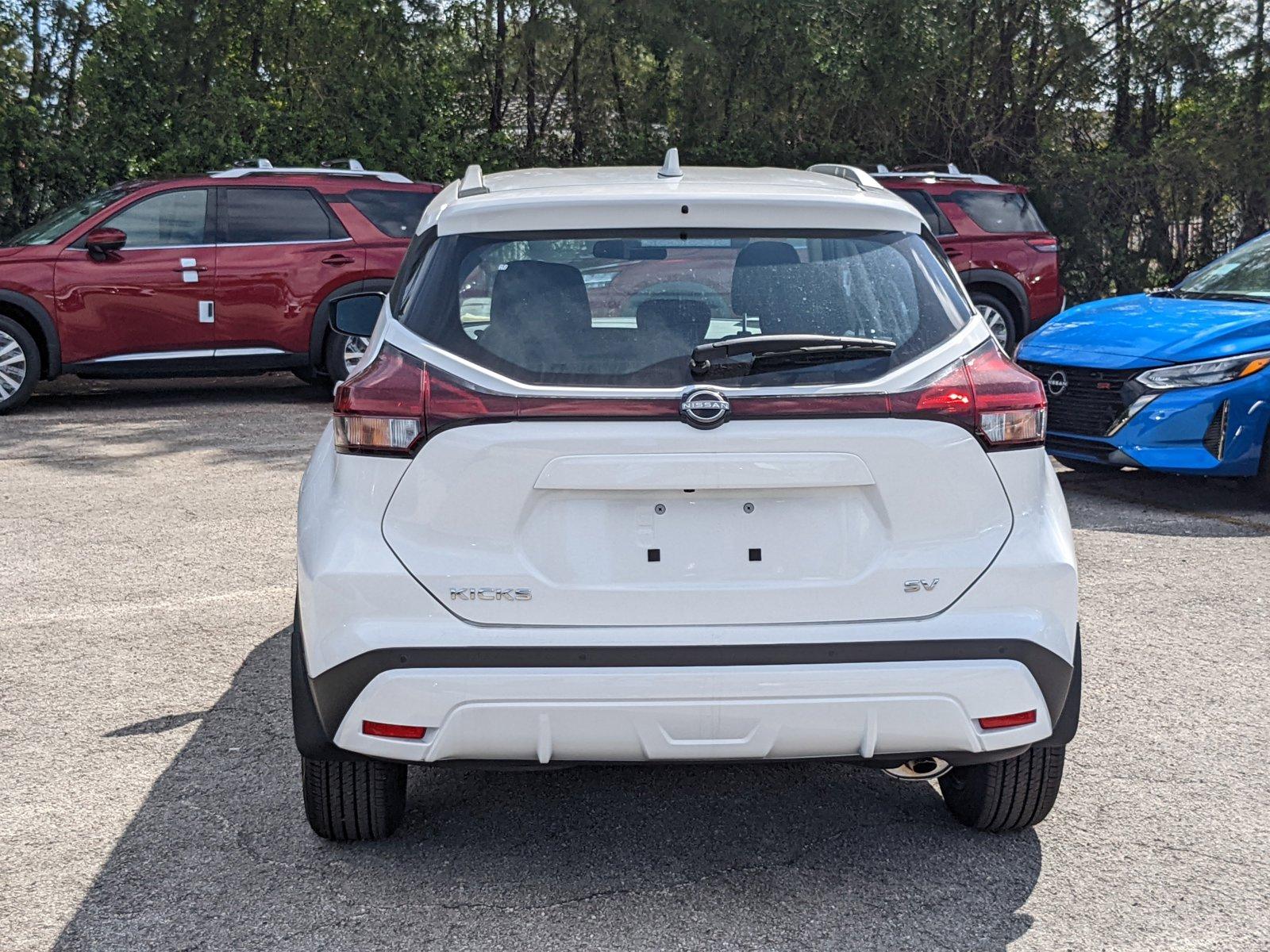 2024 Nissan Kicks Vehicle Photo in Miami, FL 33135