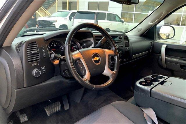 2013 Chevrolet Silverado 1500 Vehicle Photo in INDEPENDENCE, MO 64055-1377