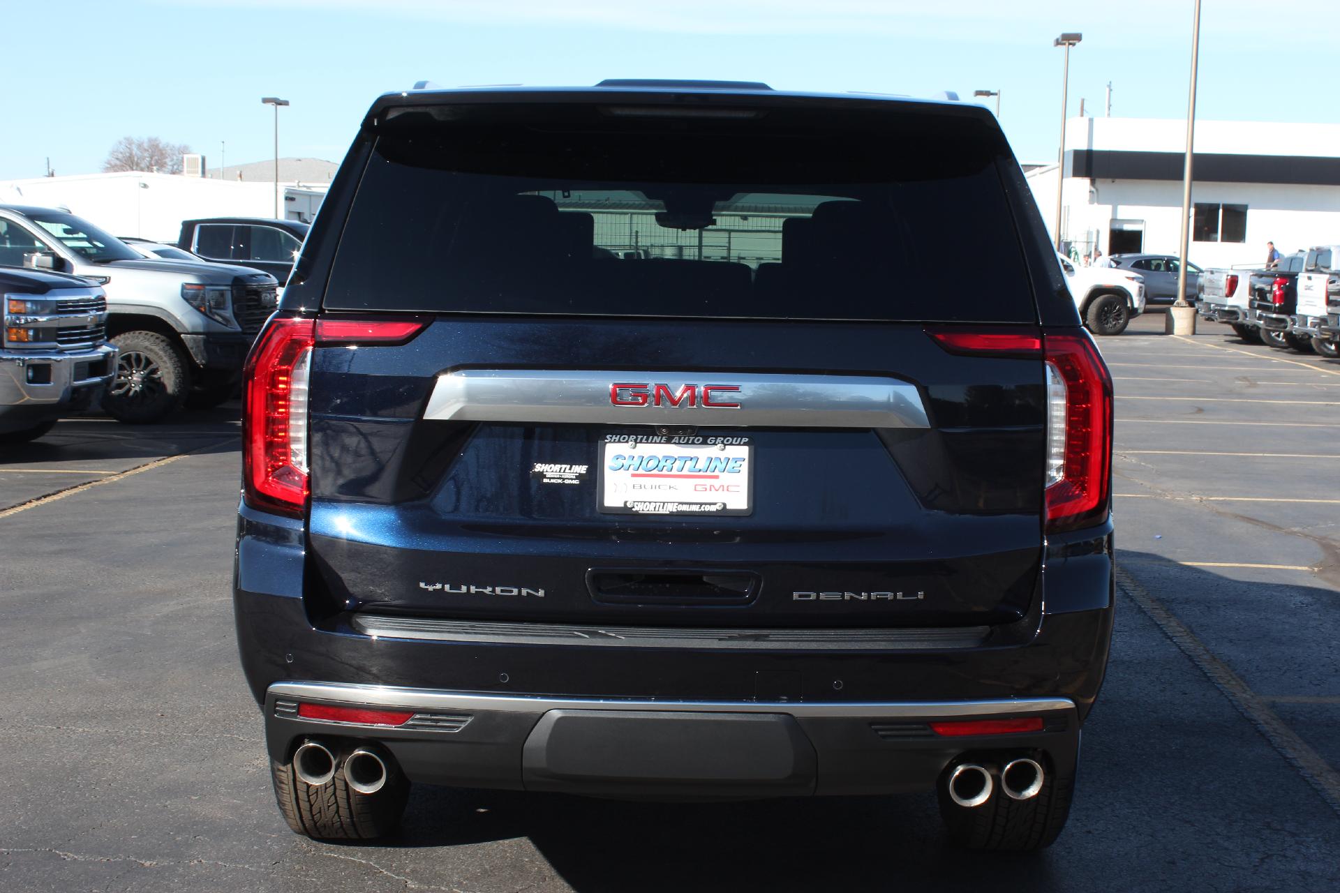 2024 GMC Yukon Vehicle Photo in AURORA, CO 80012-4011