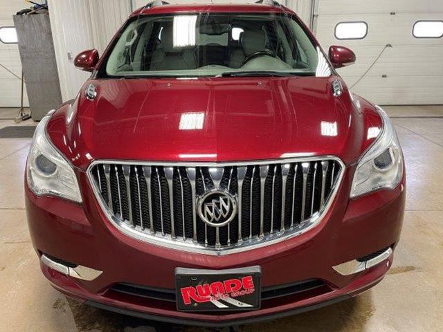 Used 2015 Buick Enclave Leather with VIN 5GAKVBKD6FJ305612 for sale in Platteville, WI