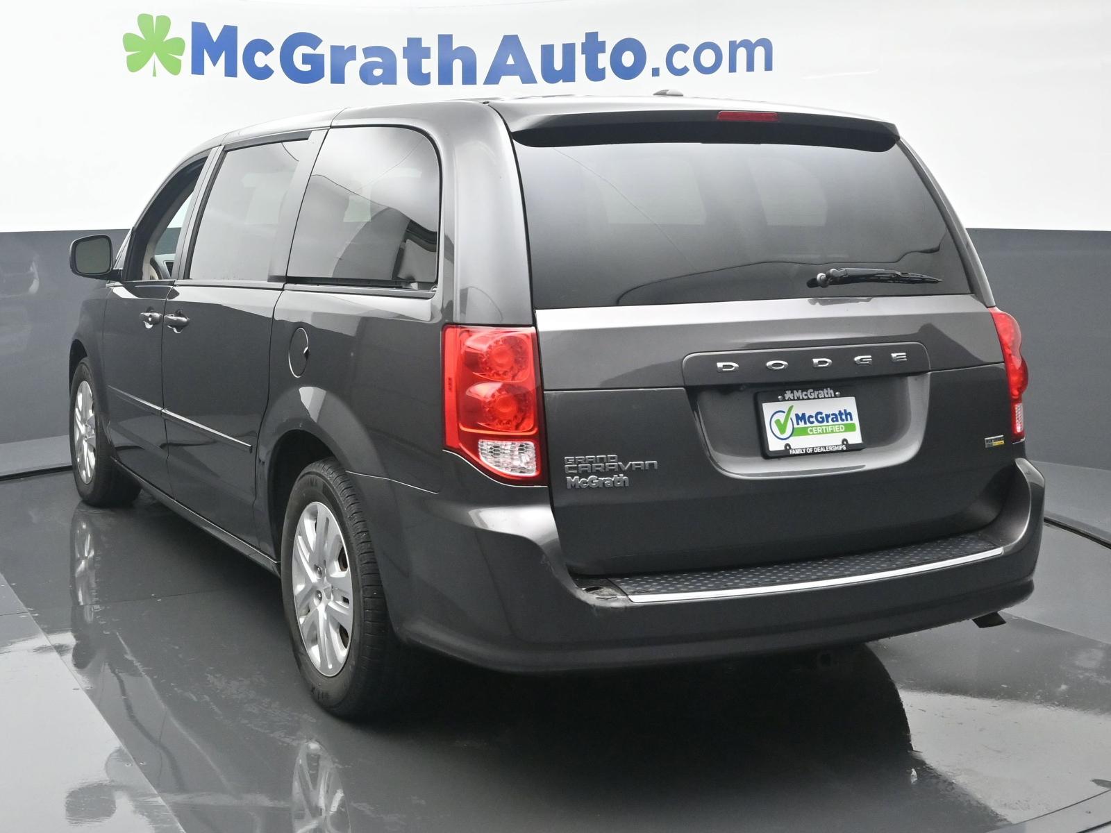 2016 Dodge Grand Caravan Vehicle Photo in Marion, IA 52302