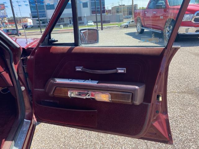 1988 Ford Ltd Crown Victoria Vehicle Photo in ASHLAND, KY 41101-7620