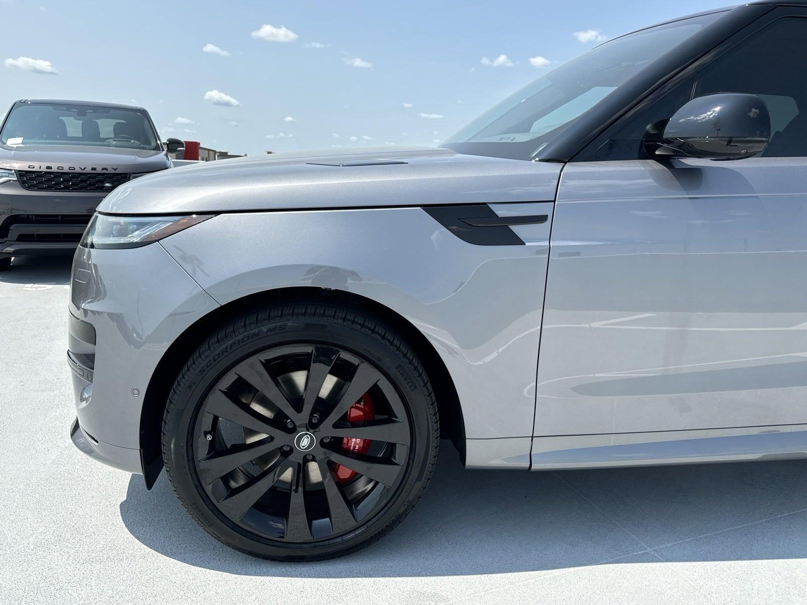 2025 Range Rover Sport Vehicle Photo in AUSTIN, TX 78717