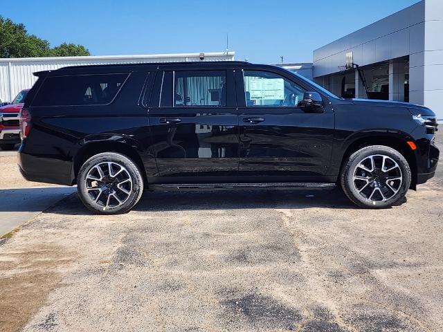 2024 Chevrolet Suburban Vehicle Photo in PARIS, TX 75460-2116