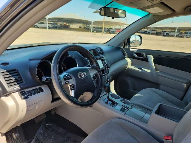 2013 Toyota Highlander Vehicle Photo in MIDLAND, TX 79703-7718