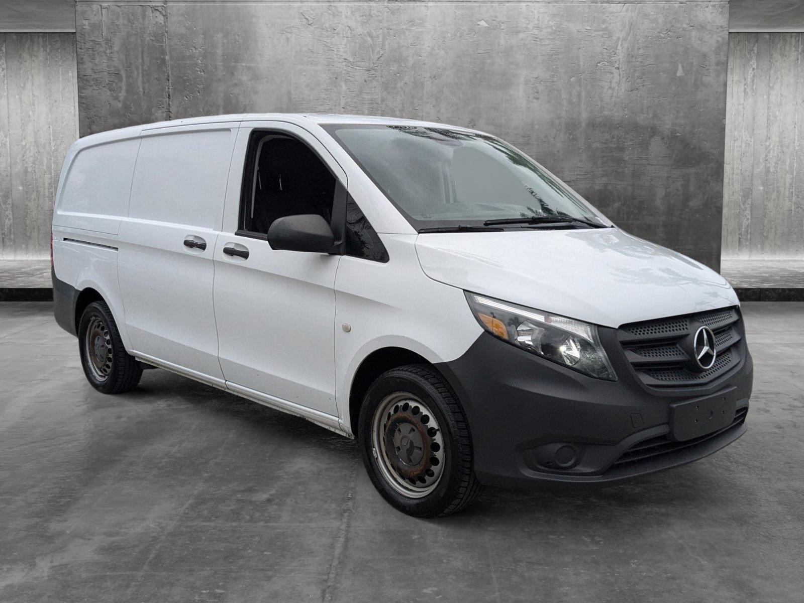 2017 Mercedes-Benz Metris Cargo Van Vehicle Photo in Coconut Creek, FL 33073