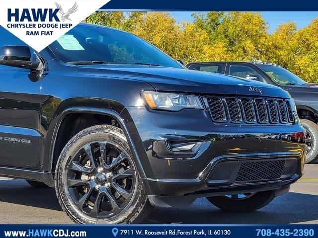 2017 Jeep Grand Cherokee Vehicle Photo in Saint Charles, IL 60174