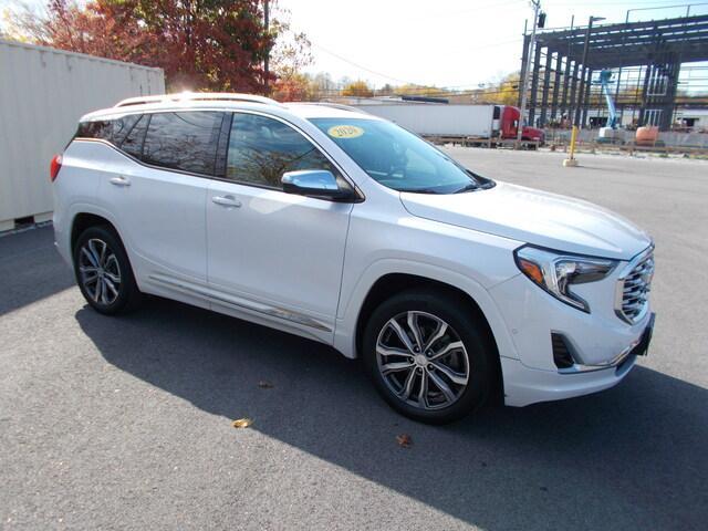 2020 GMC Terrain Vehicle Photo in LOWELL, MA 01852-4336