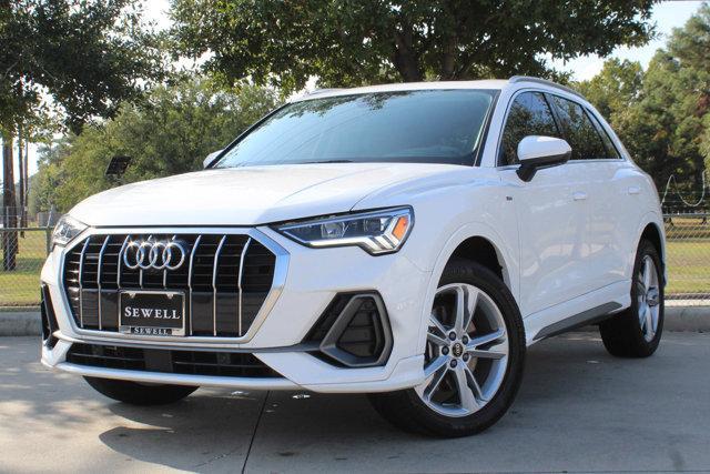 2022 Audi Q3 Vehicle Photo in HOUSTON, TX 77090