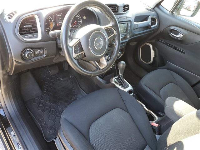 2015 Jeep Renegade Vehicle Photo in GRAND BLANC, MI 48439-8139