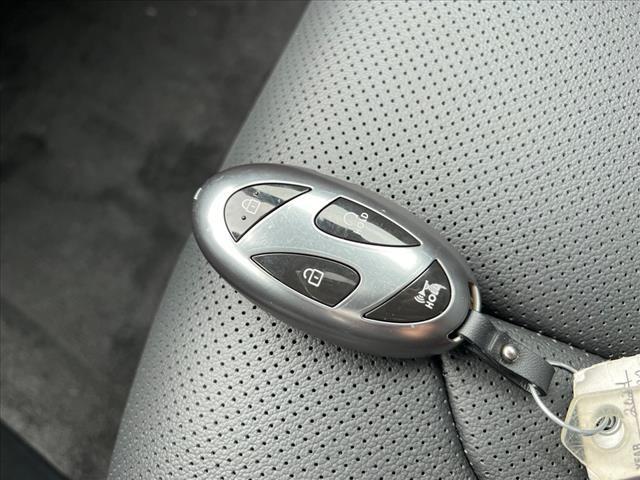 2024 Hyundai ELANTRA Vehicle Photo in O'Fallon, IL 62269