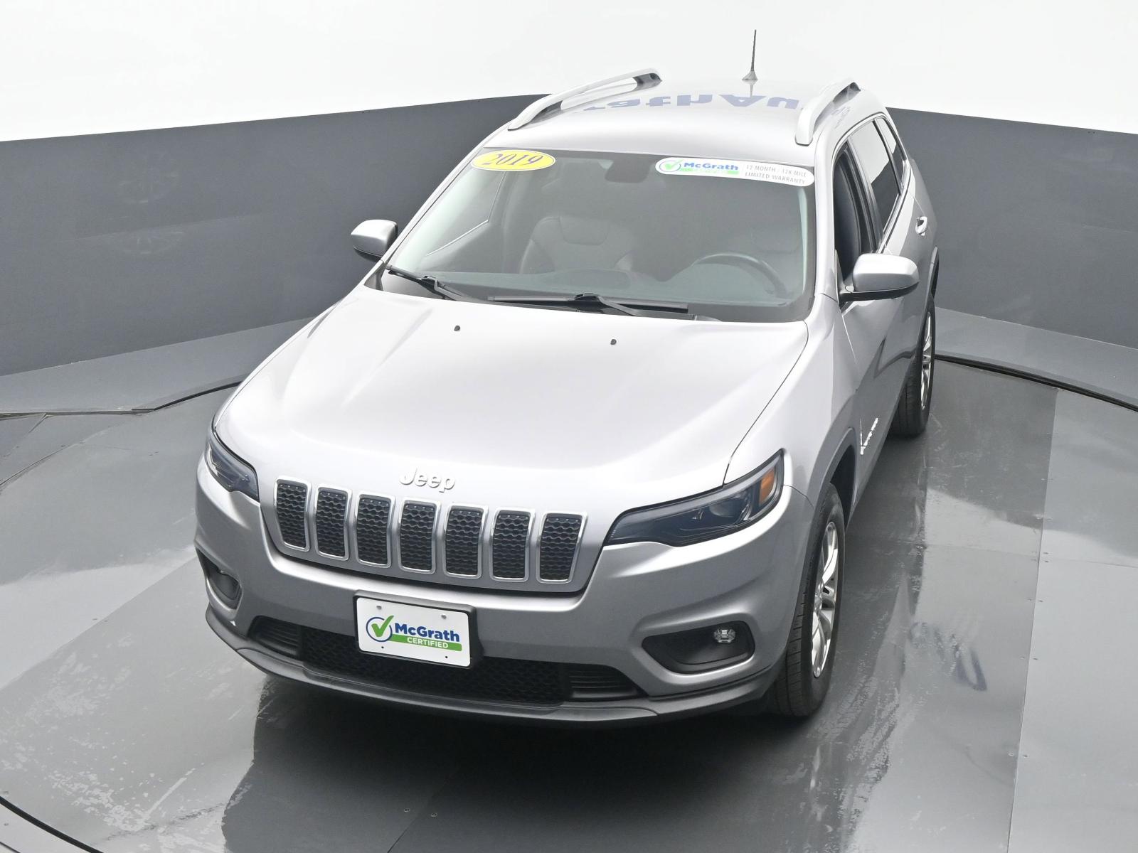 2019 Jeep Cherokee Vehicle Photo in Marion, IA 52302