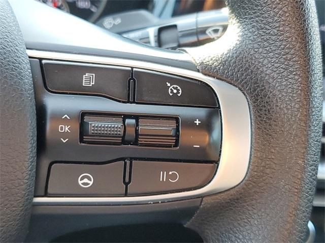 2022 Kia K5 Vehicle Photo in GRAND BLANC, MI 48439-8139