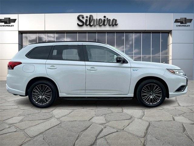 Used 2021 Mitsubishi Outlander LE with VIN JA4J2VA73MZ000996 for sale in Sonoma, CA