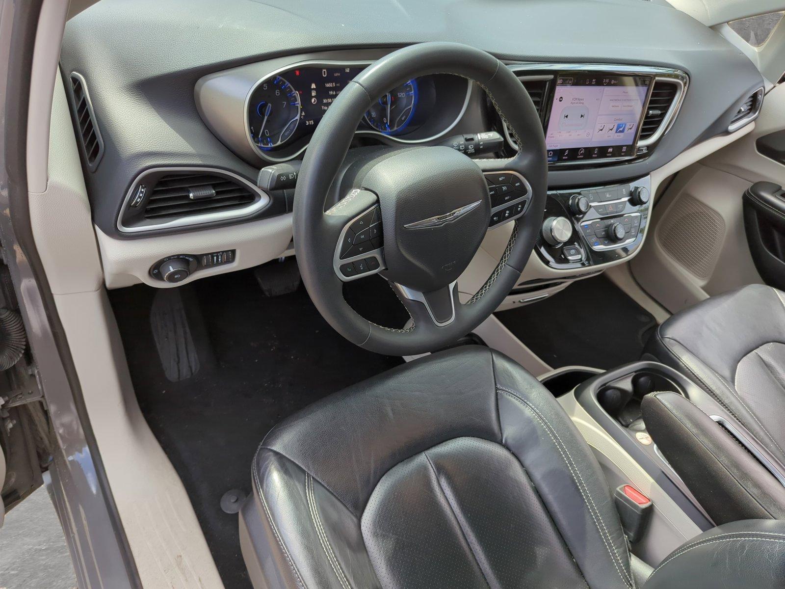 2022 Chrysler Pacifica Vehicle Photo in Ft. Myers, FL 33907