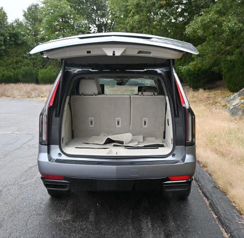 2021 Cadillac Escalade Vehicle Photo in NORWOOD, MA 02062-5222