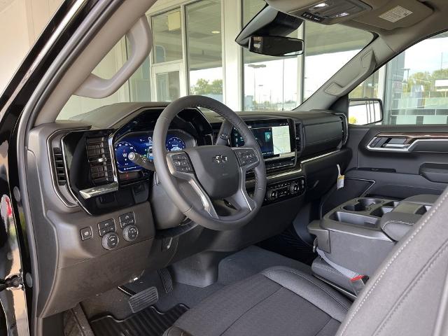 2025 Chevrolet Silverado 1500 Vehicle Photo in MANHATTAN, KS 66502-5036