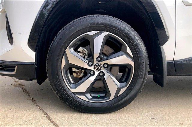 2022 Toyota RAV4 Prime Vehicle Photo in KANSAS CITY, MO 64114-4502