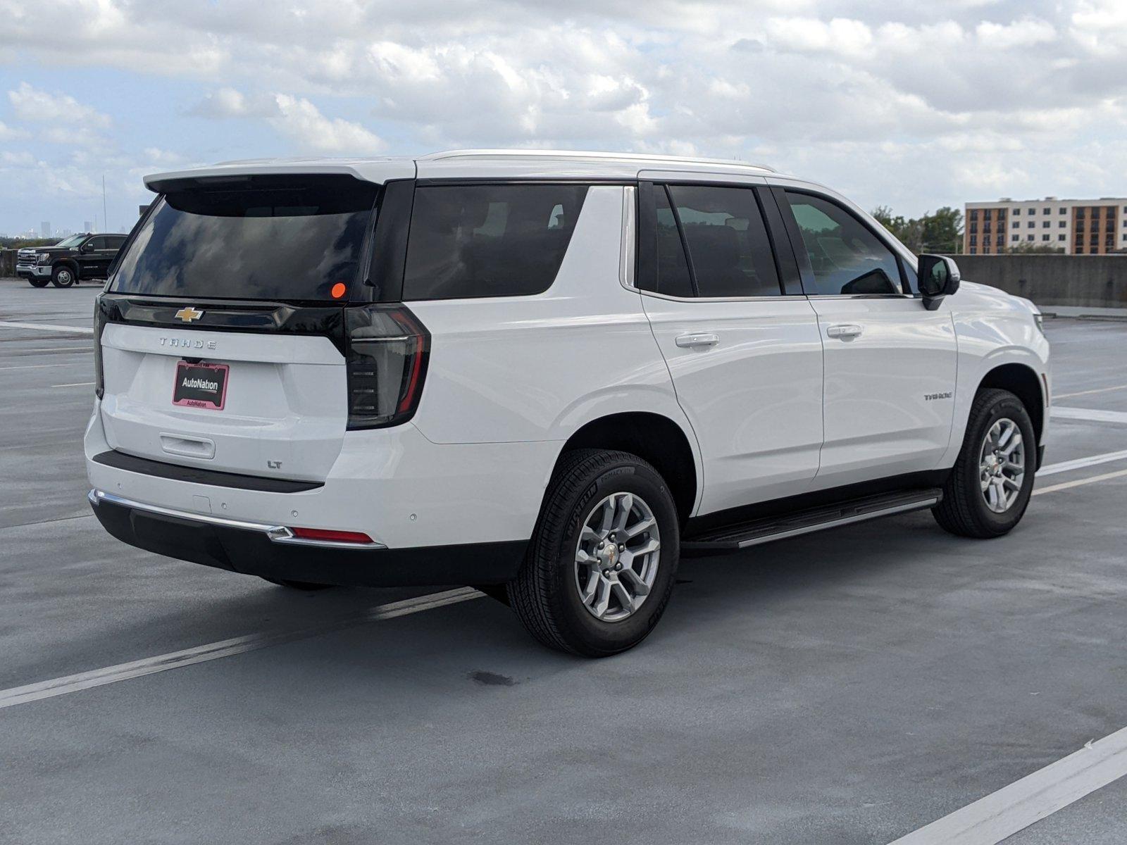 2025 Chevrolet Tahoe Vehicle Photo in PEMBROKE PINES, FL 33024-6534