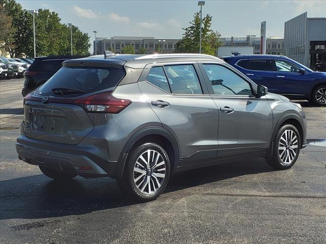 Used 2024 Nissan Kicks SV with VIN 3N1CP5CV8RL473287 for sale in Springfield, IL