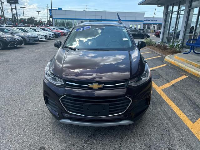 Used 2021 Chevrolet Trax LT with VIN KL7CJPSM7MB371568 for sale in Kenner, LA