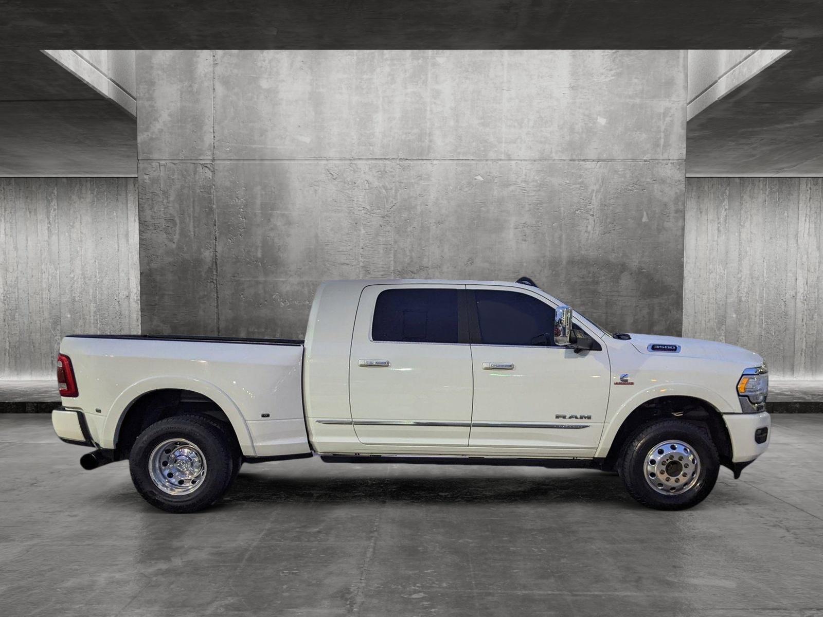 2021 Ram 3500 Vehicle Photo in PEMBROKE PINES, FL 33024-6534