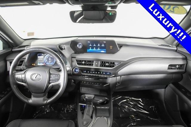 2019 Lexus UX 250h Vehicle Photo in Puyallup, WA 98371