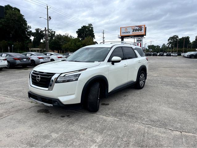 2023 Nissan Pathfinder Vehicle Photo in Savannah, GA 31419