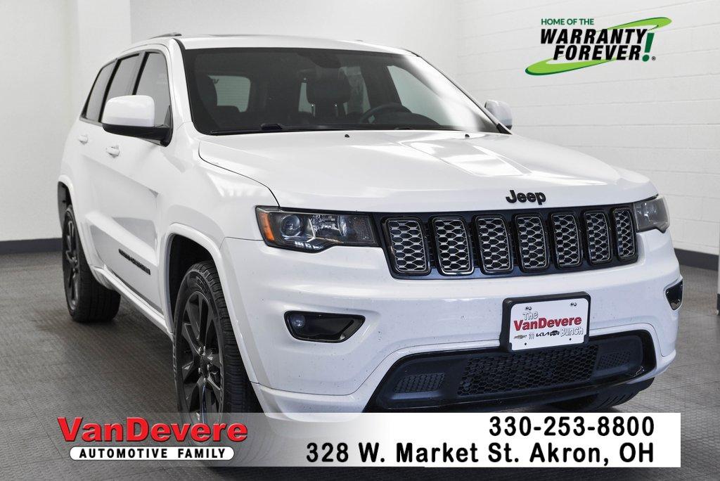 2017 Jeep Grand Cherokee Vehicle Photo in AKRON, OH 44303-2185