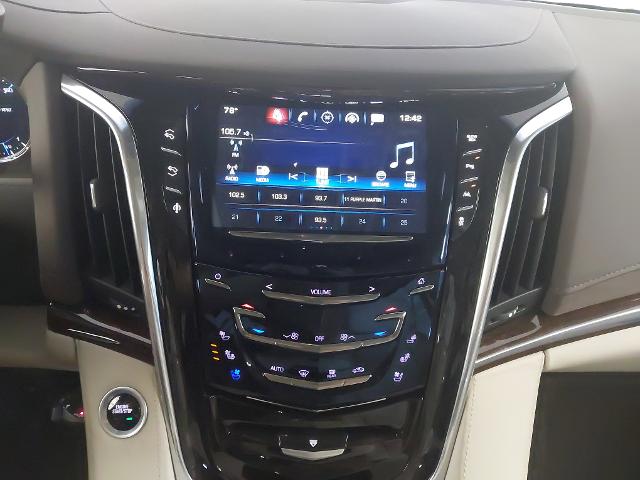 2016 Cadillac Escalade ESV Vehicle Photo in WENTZVILLE, MO 63385-1017