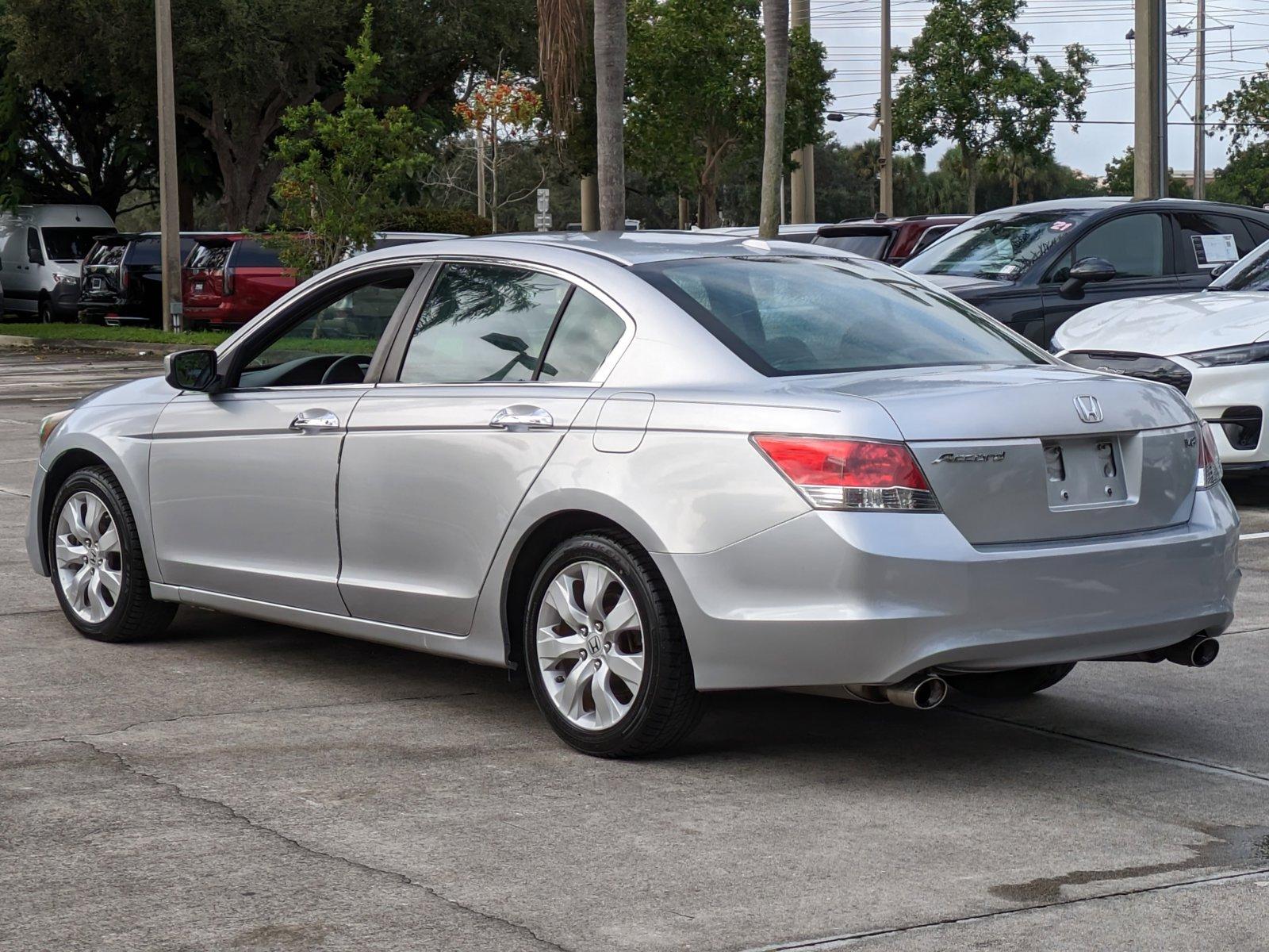 2010 Honda Accord Sedan Vehicle Photo in Coconut Creek, FL 33073