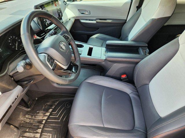 2022 Toyota Sienna Vehicle Photo in SUGAR LAND, TX 77478-0000