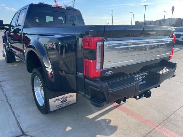 2023 Ford Super Duty F-450 DRW Vehicle Photo in Terrell, TX 75160