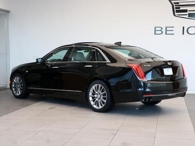 2017 Cadillac CT6 Vehicle Photo in LIBERTYVILLE, IL 60048-3287