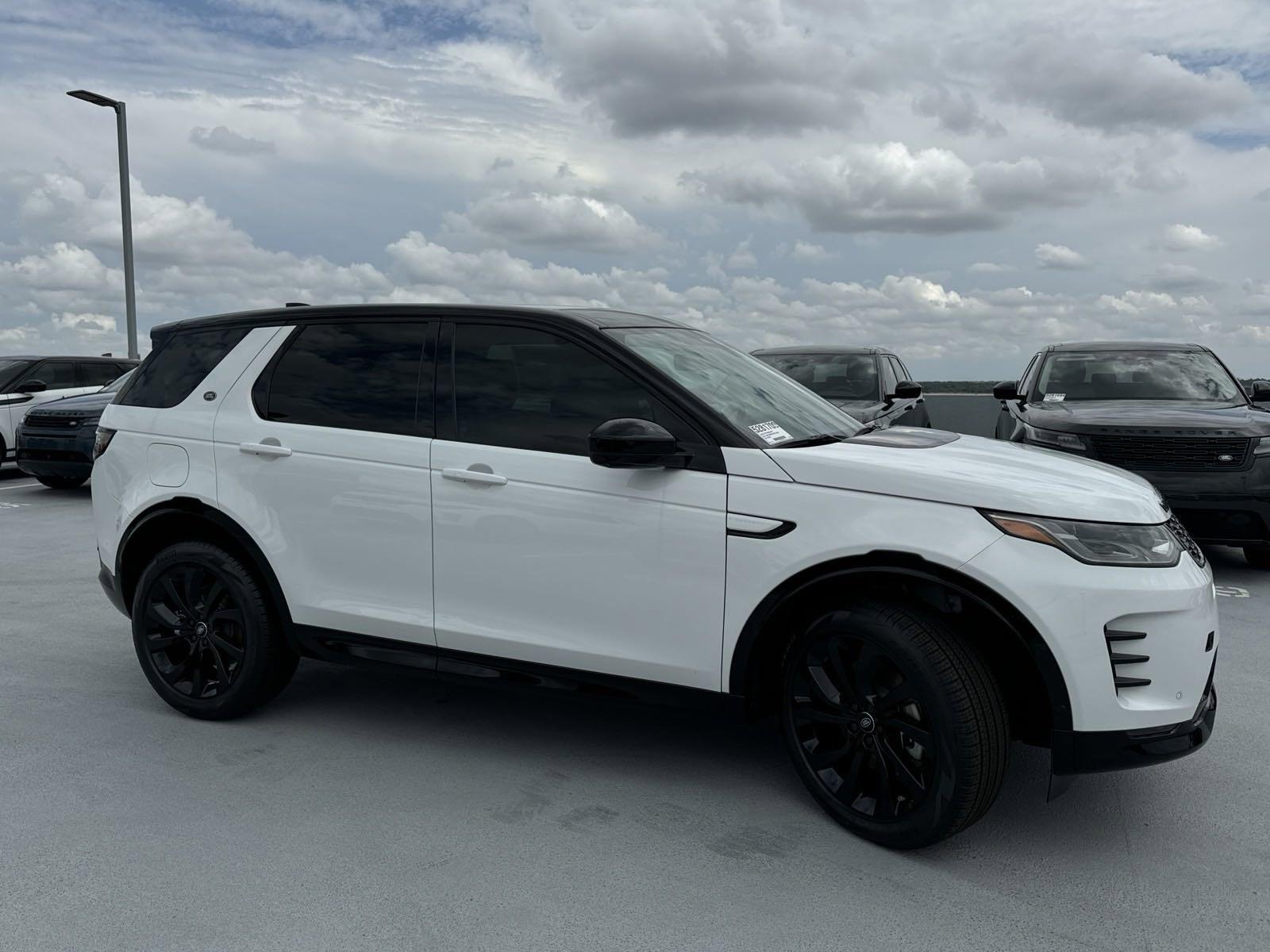 2024 Discovery Sport Vehicle Photo in AUSTIN, TX 78717