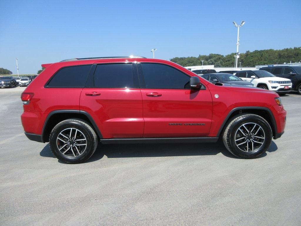 Used 2019 Jeep Grand Cherokee Trailhawk with VIN 1C4RJFLG1KC583860 for sale in Collinsville, IL