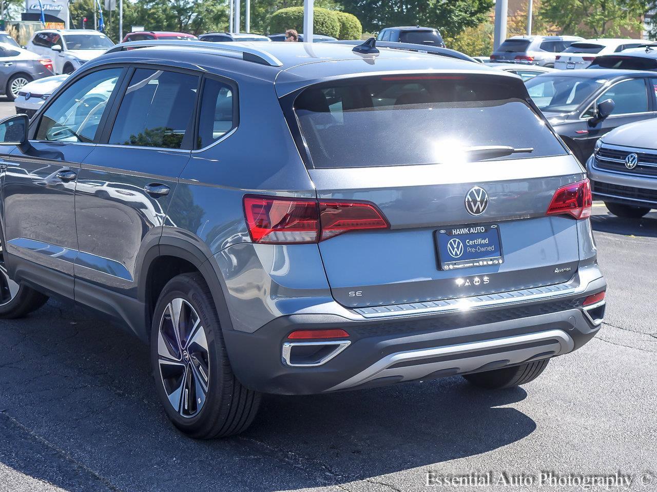 2024 Volkswagen Taos Vehicle Photo in Saint Charles, IL 60174