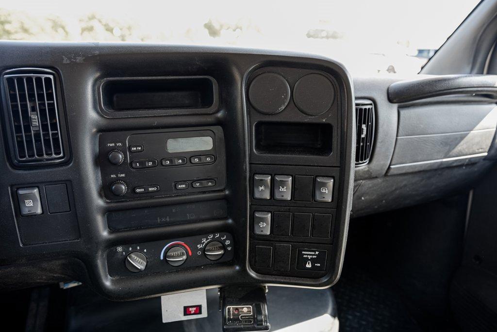 2009 Chevrolet CC5500 Vehicle Photo in AKRON, OH 44320-4088