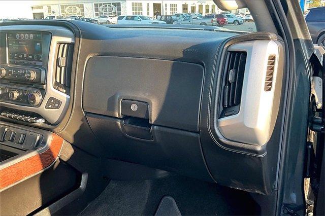 2018 GMC Sierra 2500HD Vehicle Photo in TOPEKA, KS 66609-0000