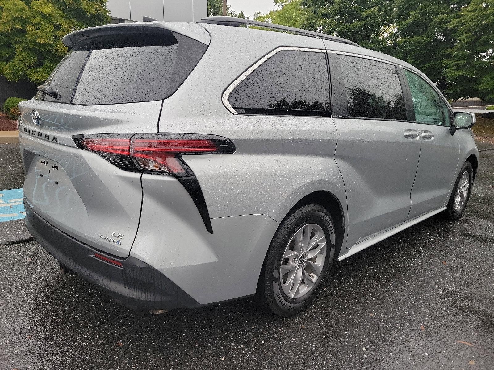 2022 Toyota Sienna Vehicle Photo in BETHLEHEM, PA 18017