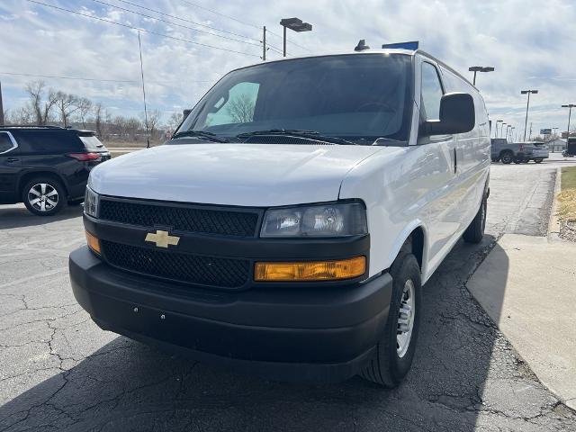 2022 Chevrolet Express Cargo Van Vehicle Photo in MANHATTAN, KS 66502-5036