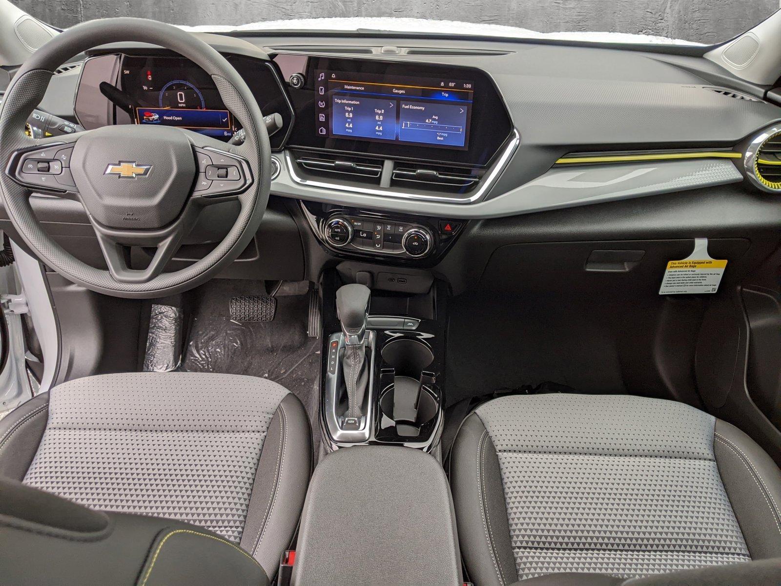 2025 Chevrolet Trax Vehicle Photo in LAUREL, MD 20707-4697