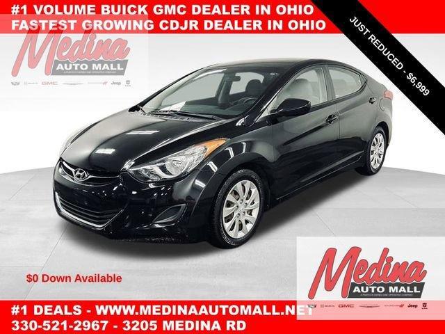 2012 Hyundai Elantra Vehicle Photo in MEDINA, OH 44256-9631