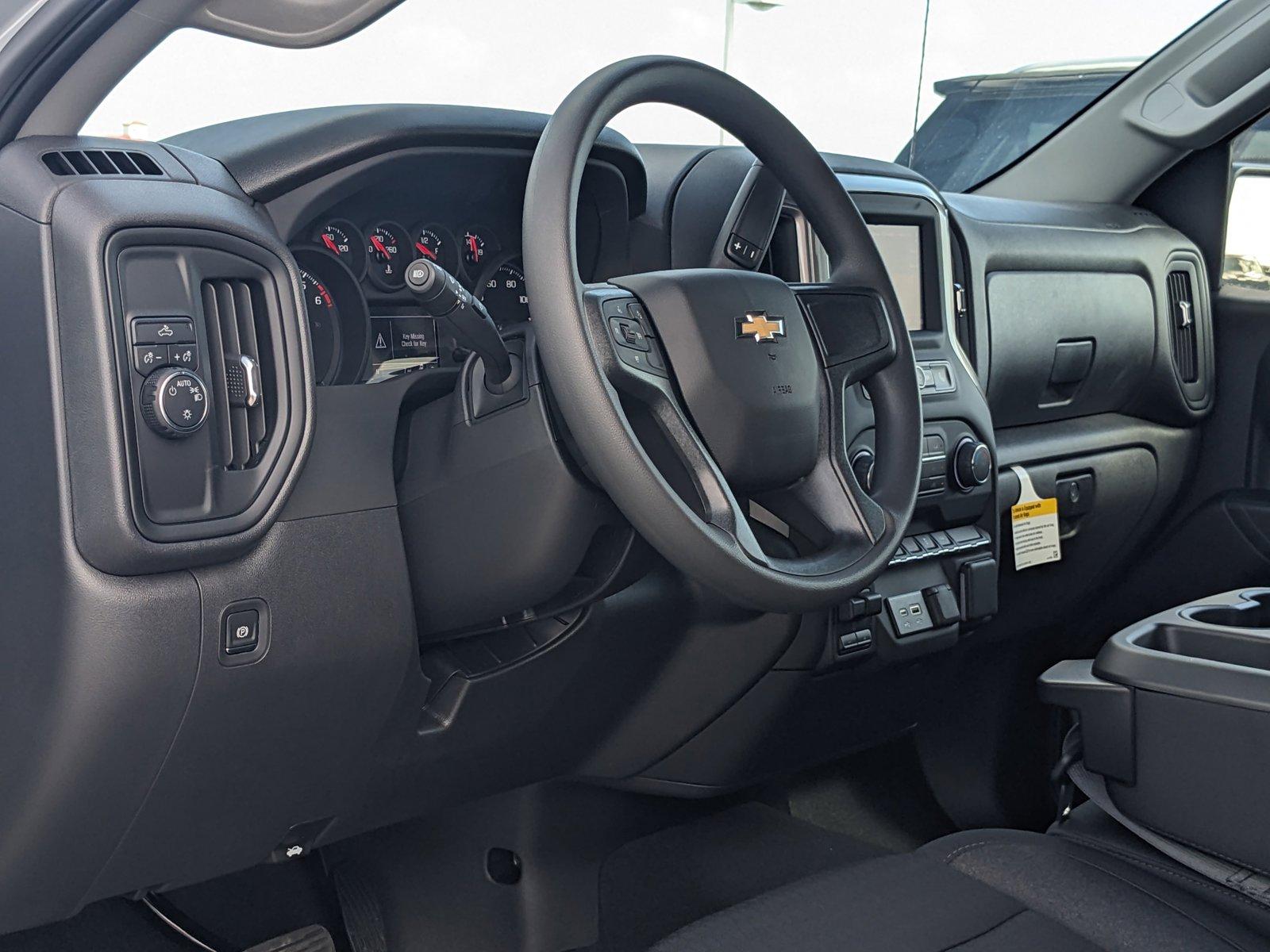 2025 Chevrolet Silverado 1500 Vehicle Photo in MIAMI, FL 33172-3015