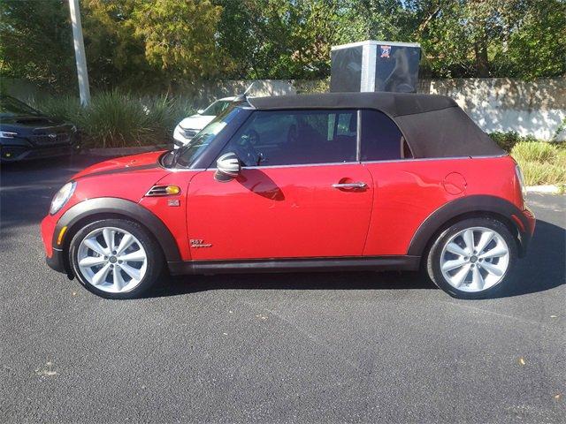 Used 2015 MINI Cooper Base with VIN WMWZN3C58FT862775 for sale in Naples, FL