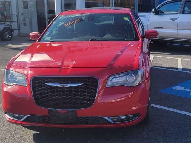 2016 Chrysler 300 Vehicle Photo in GARDNER, MA 01440-3110